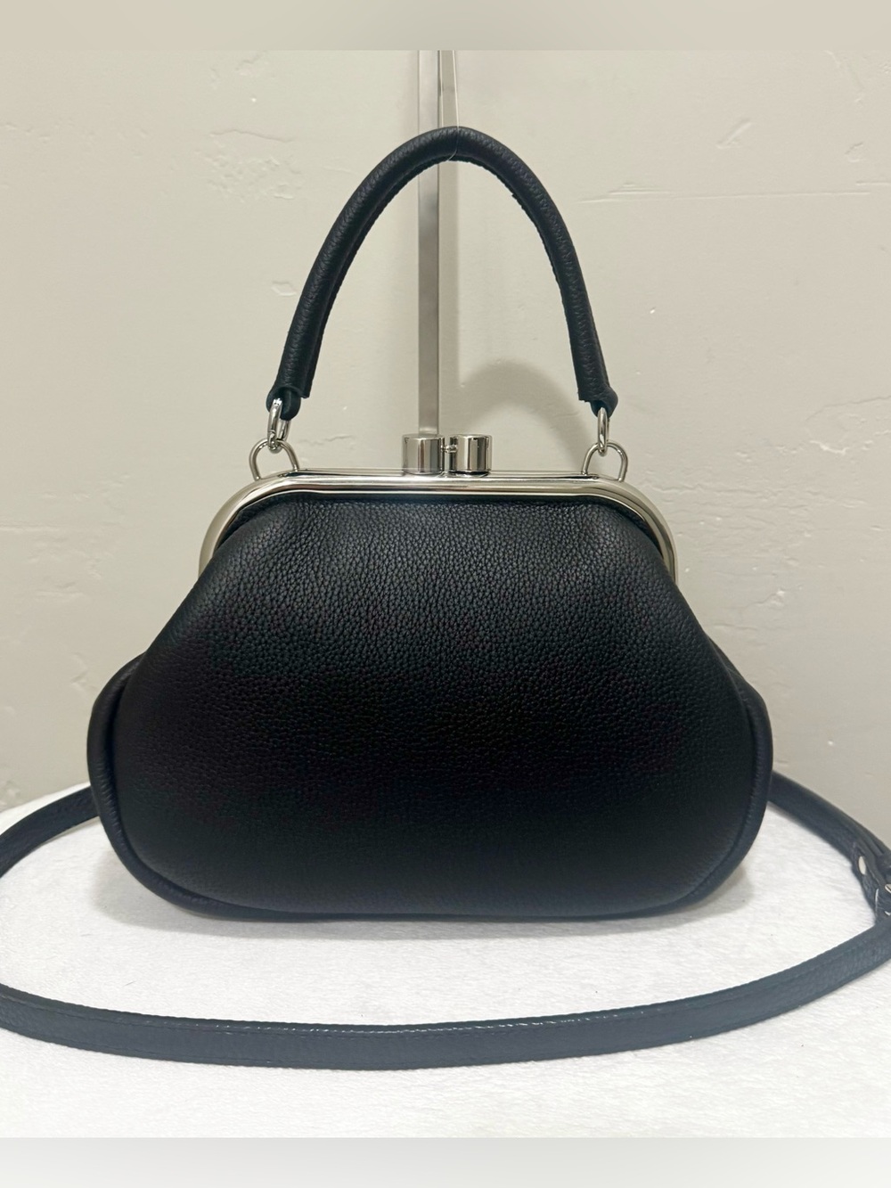 Premium Togo Cowhide Handmade Kisslock Frame Bag, Includes 2 Straps Style